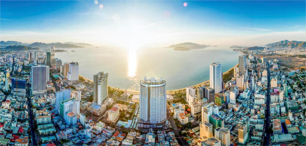 Homie Panorama Beachfront Residences 芽庄 外观 照片